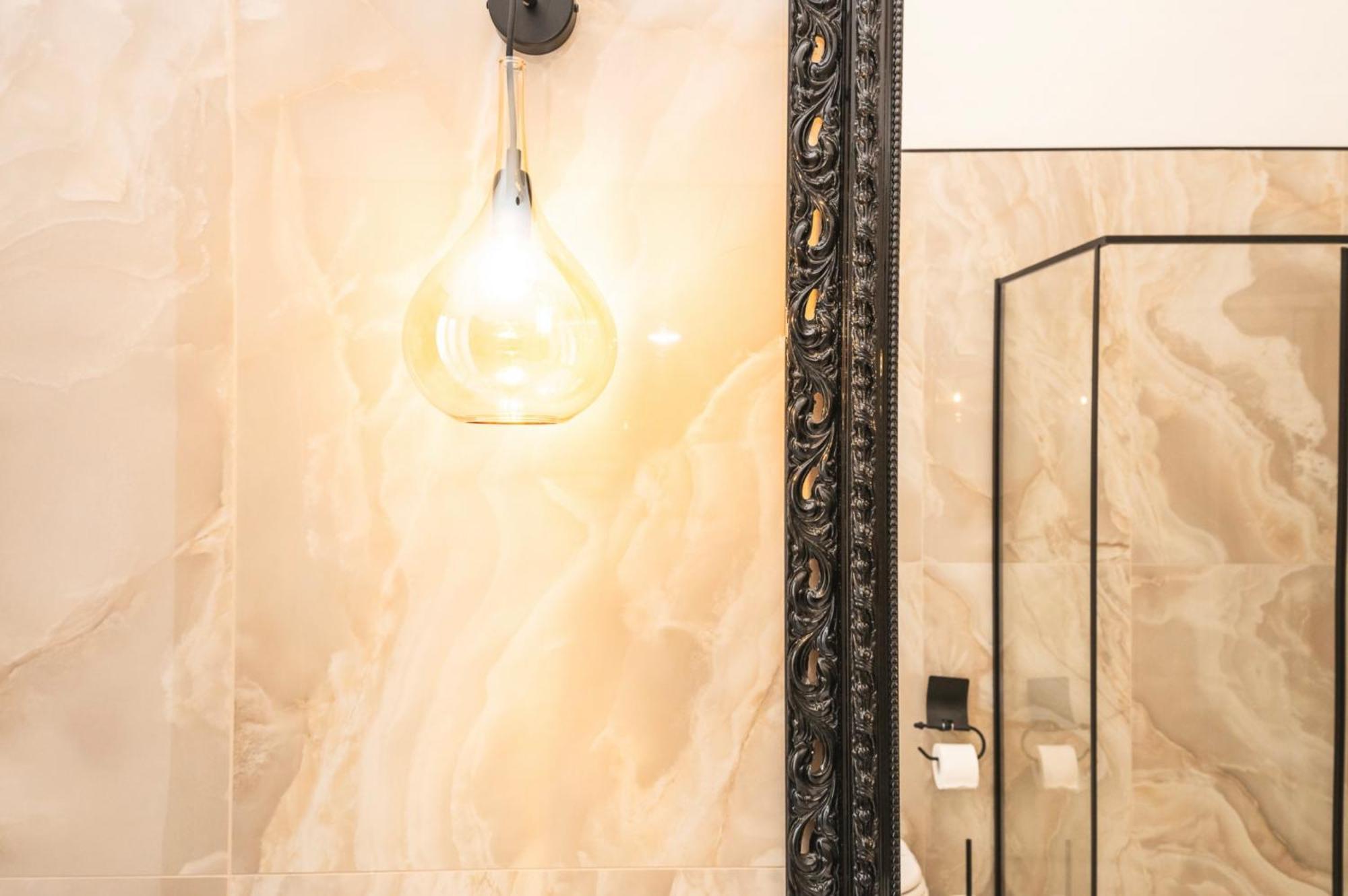 Nitti 76 Luxury Apartment Taranto Kültér fotó